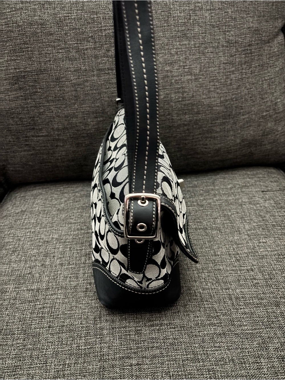 Coach Black and White Signature Canvas Shoulder Bag - Picture 3 of 14